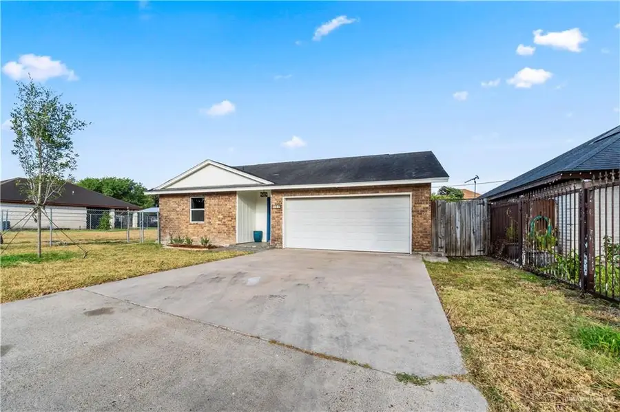 507 N Linares Street, Alton, TX 78573 - #3