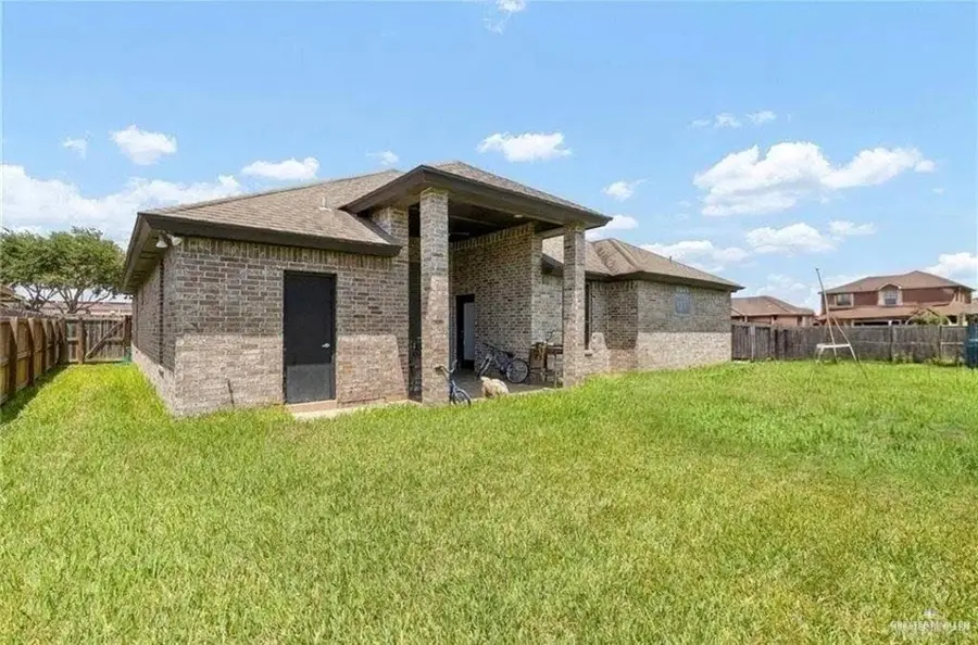 2017 W 42 1/2 Street, Mission, TX 78573 - #2