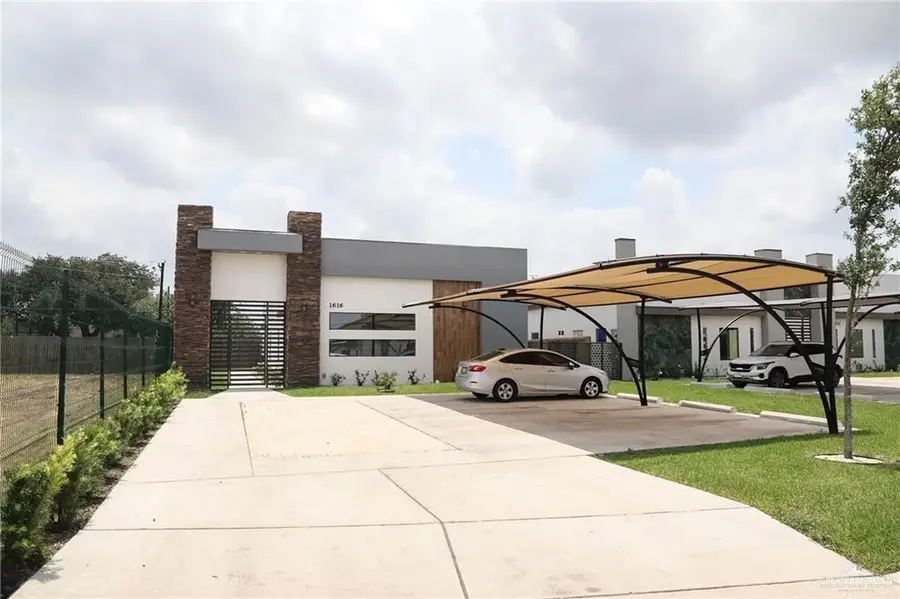 1616 E Karen Drive E, Alton, TX 78573 - #2