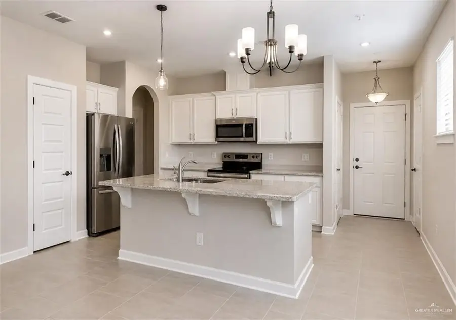 820 S Templo Dorado Street, Mission, TX 78572 - #2