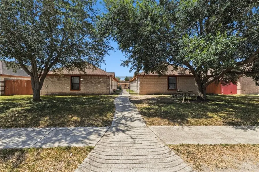 205 W Amy Drive, San Juan, TX 78589 - #2