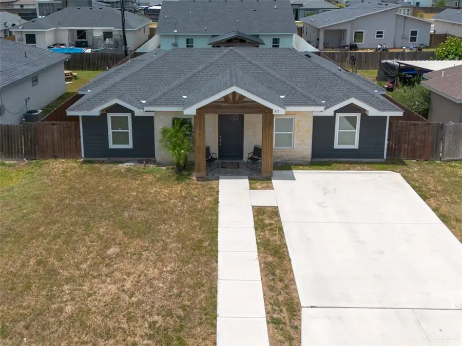 813 Lark Street, Alamo, TX 78516 - #2