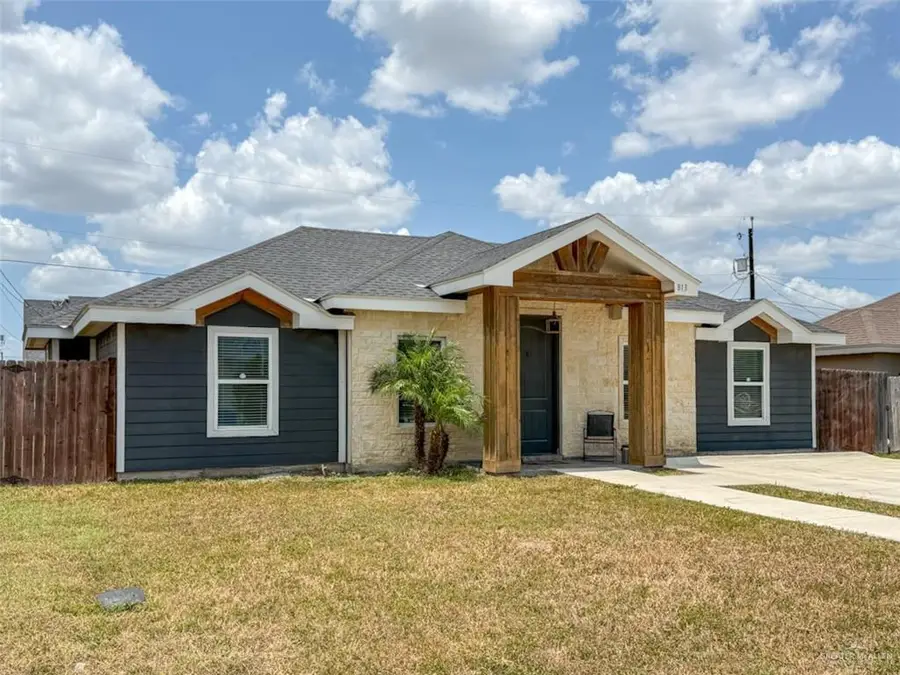 813 Lark Street, Alamo, TX 78516 - #3