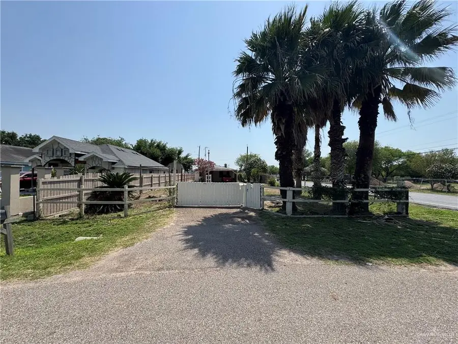 6107 Avenue A, Mission, TX 78574 - #2