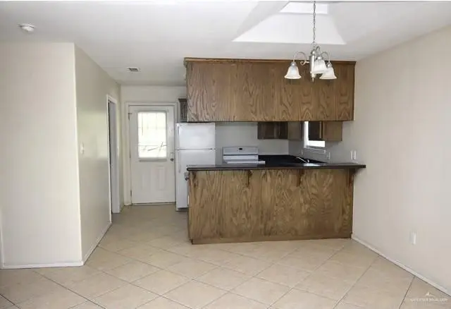 320 W Albatross Avenue, Pharr, TX 78577 - #3
