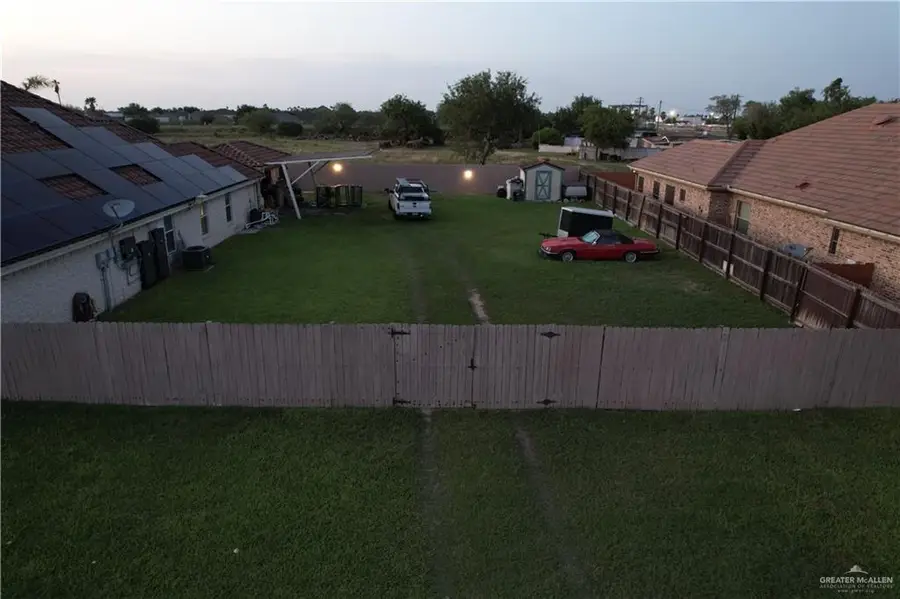4504 Quince Avenue, McAllen, TX 78501 - #3