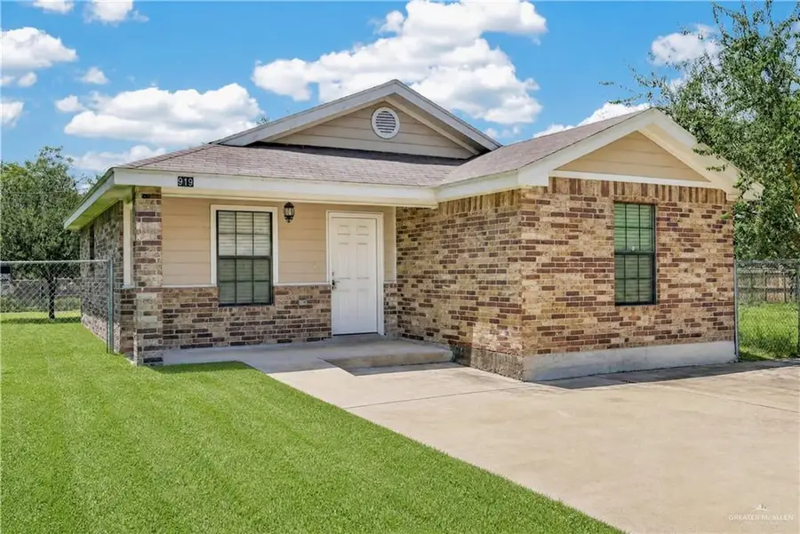 919 Rankin Street, Mission, TX 78572 - #3