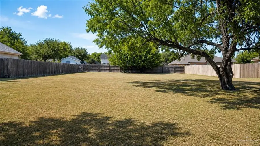 865 Quail Hollow Drive, Weslaco, TX 78596 - #2