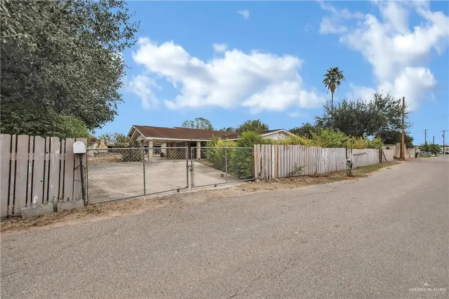 18 Bellas Lane, Rio Grande City, TX 78582 - #3