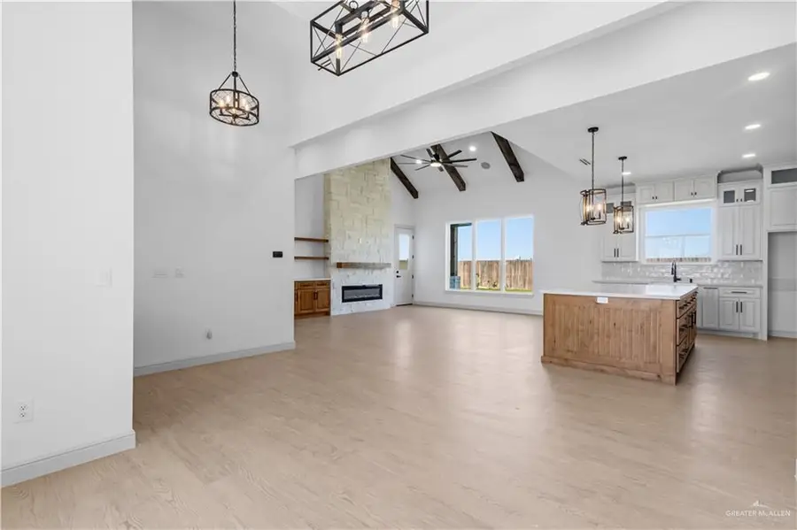 3311 Woodlands, Mission, TX 78572 - #3