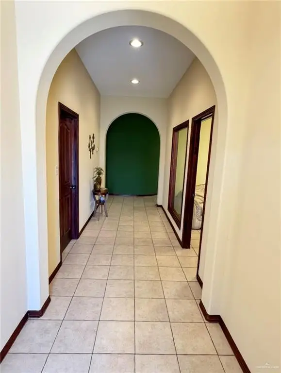 3427 Los Lagos Drive, Edinburg, TX 78542 - #2