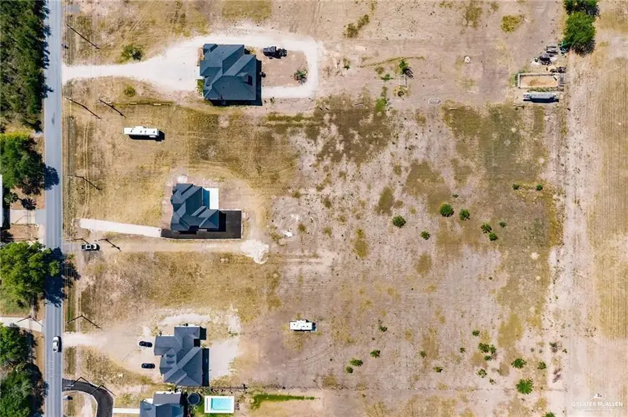 954 S Milanos Road, Weslaco, TX 78596 - #3