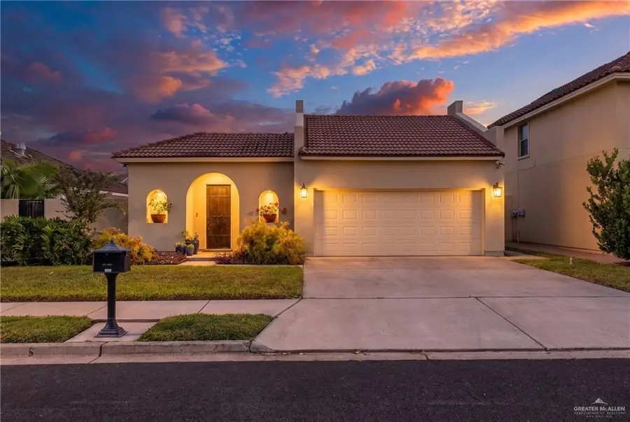 409 E Zenaida Avenue, McAllen, TX 78504 - #2