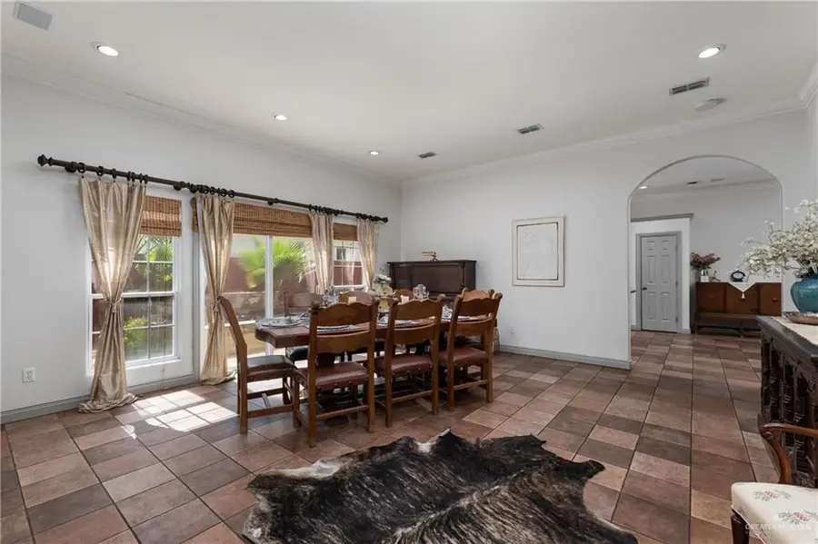 409 E Zenaida Avenue, McAllen, TX 78504 - #3