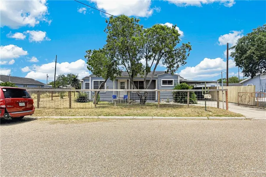 801 N 8th Avenue, Edinburg, TX 78541 - #2