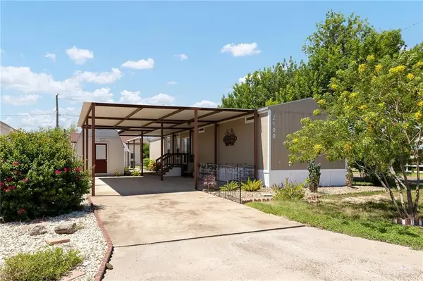 2100 Bracey Street, Mission, TX 78572