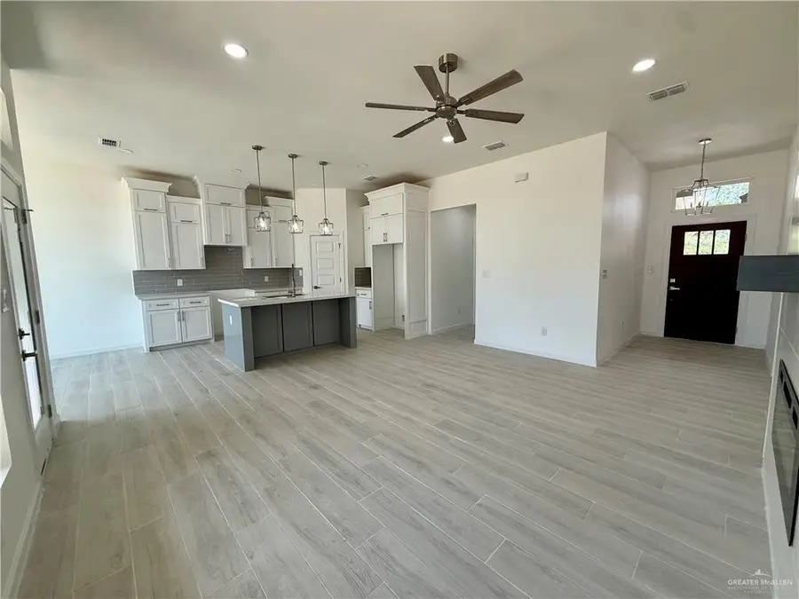 5813 N Luz Del Sol Street, Edinburg, TX 78542 - #3