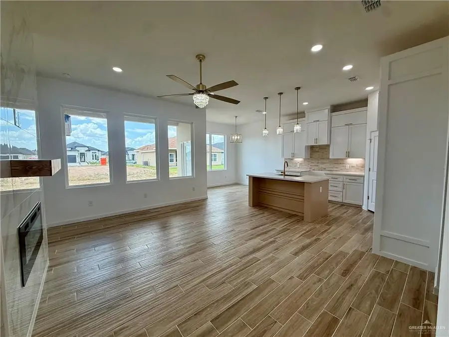 5809 N Luz Del Sol Street, Edinburg, TX 78542 - #3