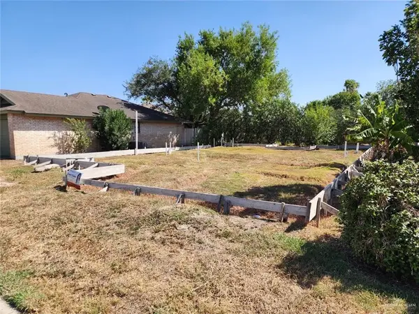 135 Willow Circle, Harlingen, TX 78552