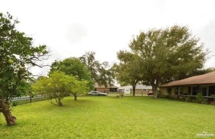 1813 E 23rd Place, Mission, TX 78574 - #1