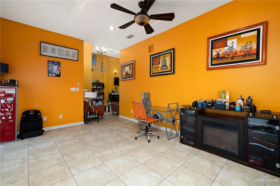 806 W Solar Drive, Mission, TX 78574 - #3