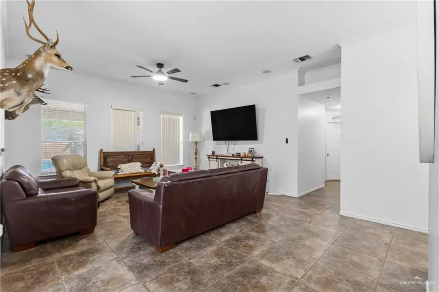 2007 Jonquil Avenue, Mission, TX 78572 - #2