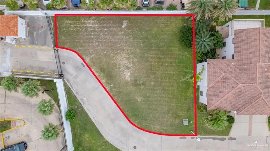 102 E Villa Doce Drive E, South Padre Island, TX 78597 - #2
