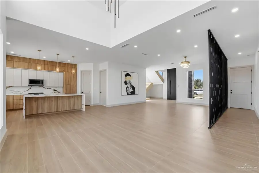 1706 Villa Centenario, Mission, TX 78572 - #3
