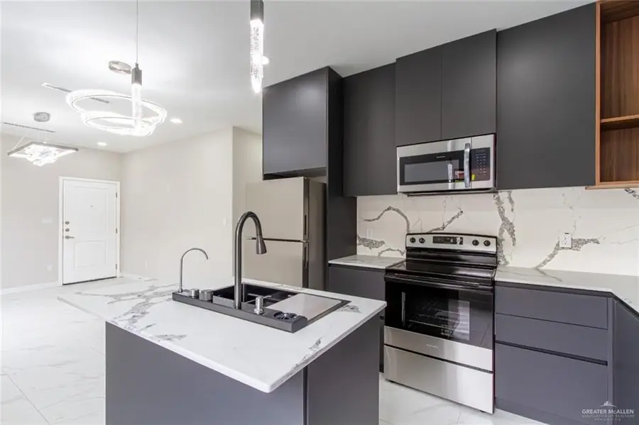 4216 Hummingbird Avenue #75, McAllen, TX 78504 - #3