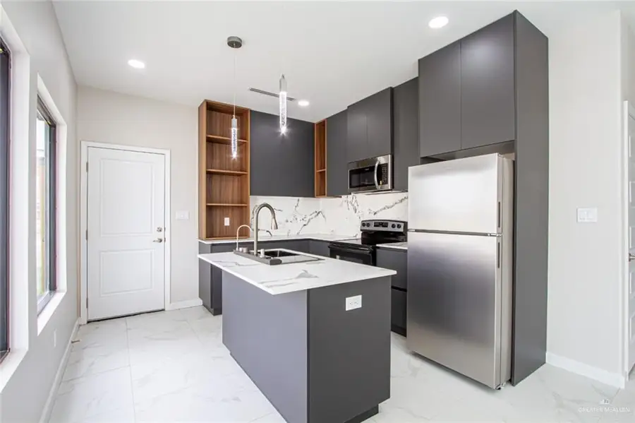4212 Hummingbird Avenue #70, McAllen, TX 78504 - #3