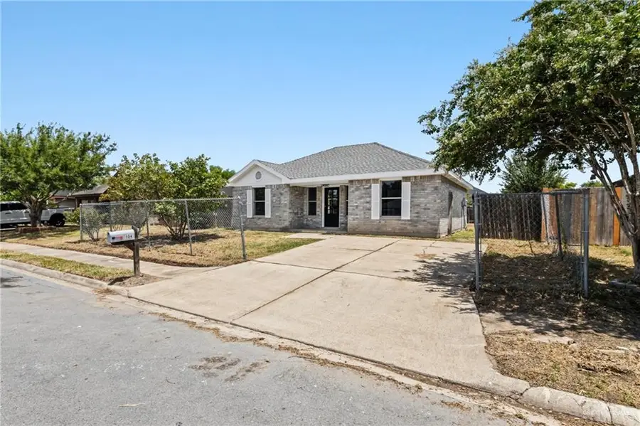 804 W Falcon Avenue, Pharr, TX 78577 - #3
