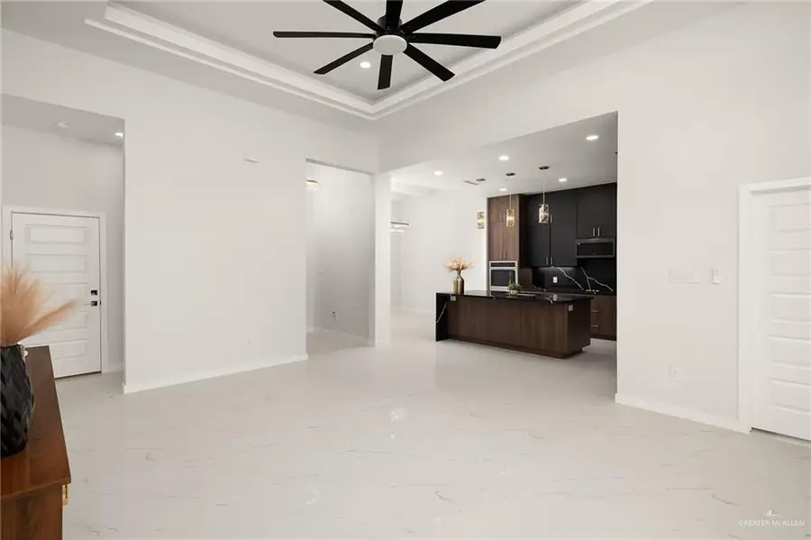 430 W 13th Street, San Juan, TX 78589 - #3