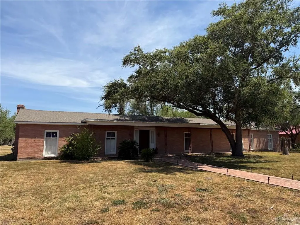 638 W Rodriguez Avenue, Raymondville, TX 78580 - #1