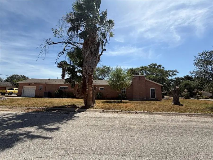 638 W Rodriguez Avenue, Raymondville, TX 78580 - #2