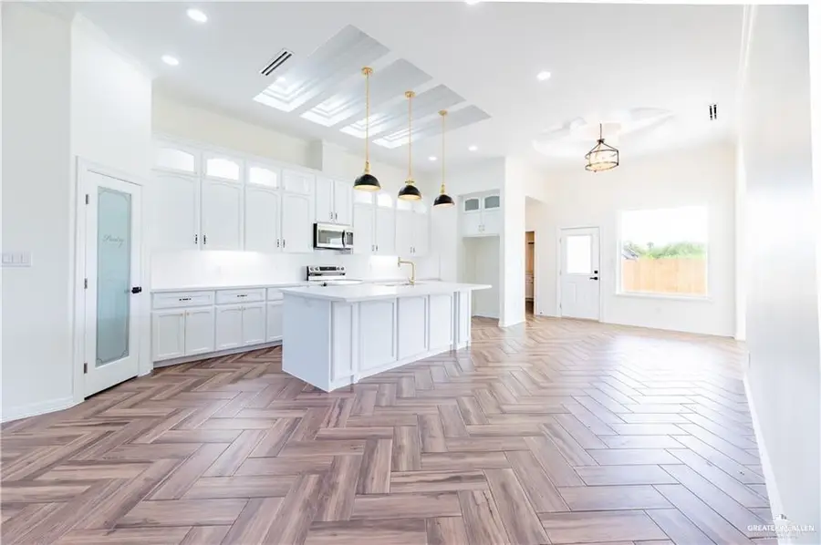 9118 N 25th Lane, McAllen, TX 78504 - #3