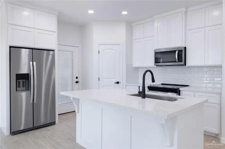 3124 Zurich Avenue, McAllen, TX 78504 - #3