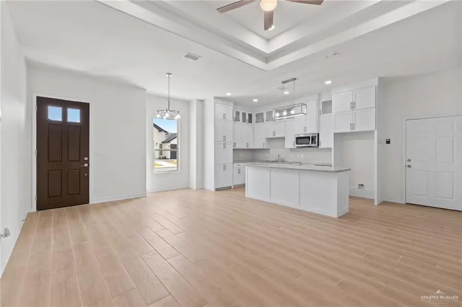 2801 E Comal Drive, Edinburg, TX 78542 - #2