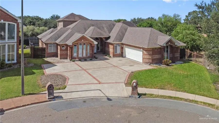 2101 Melinda Drive, Mission, TX 78572 - #3
