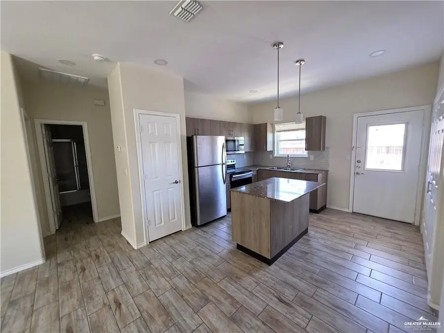 5005 N Hiawatha Drive, Pharr, TX 78577 - #3