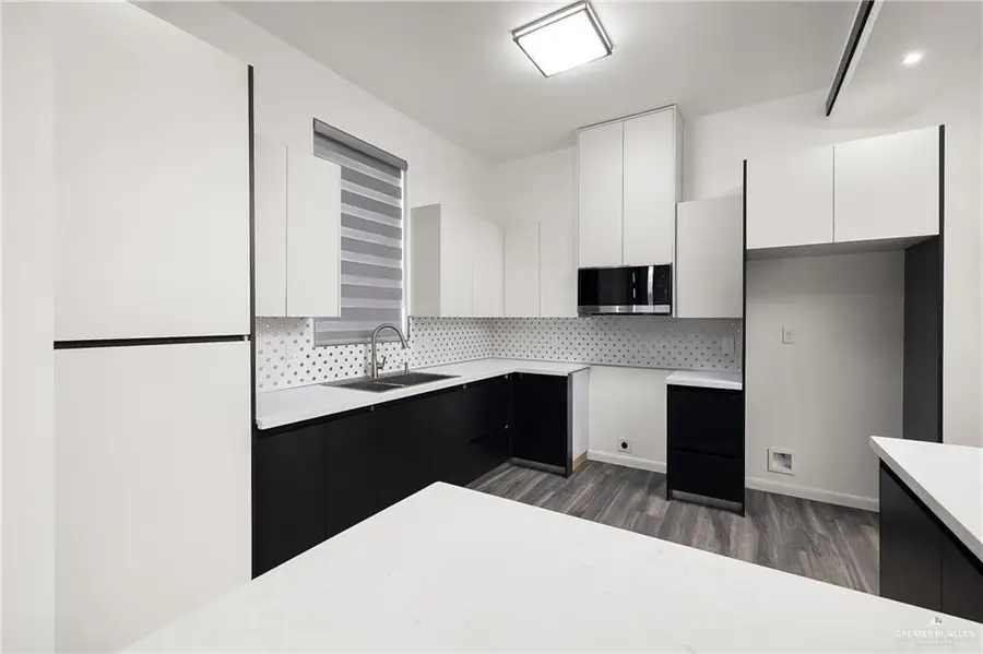 5101 Sequoia Avenue, McAllen, TX 78501 - #3
