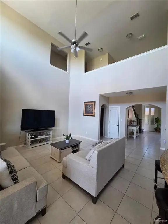 3901 Green Jay Drive, Mission, TX 78572 - #3