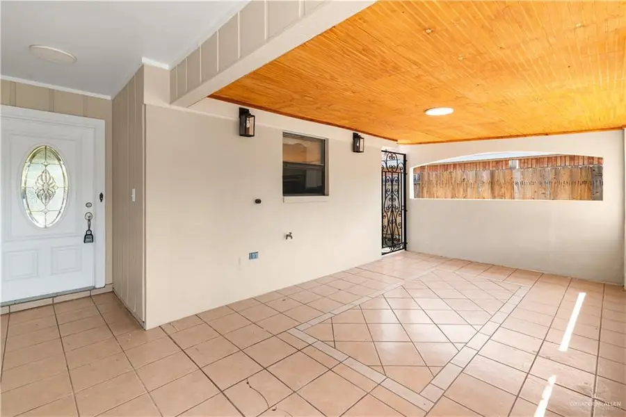 212 N 39th Street, McAllen, TX 78501 - #3