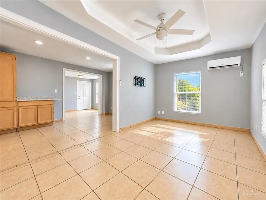 906 Greenland Circle, Mission, TX 78572 - #2