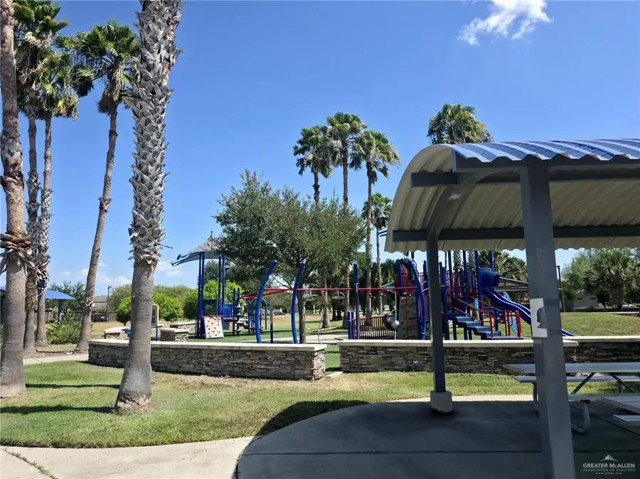 2604 Arroyo Avenue, McAllen, TX 78504 - #3