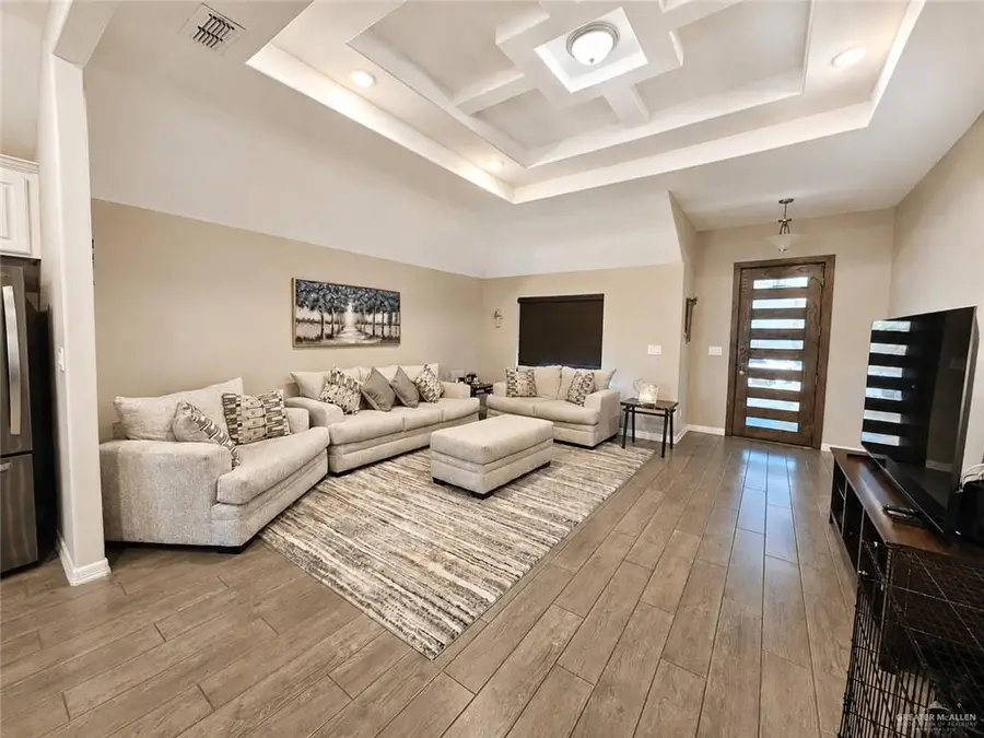 3816 Zenaida Avenue, McAllen, TX 78504 - #2