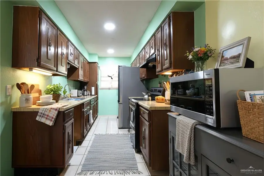 5704 N 24th Street, McAllen, TX 78504 - #3