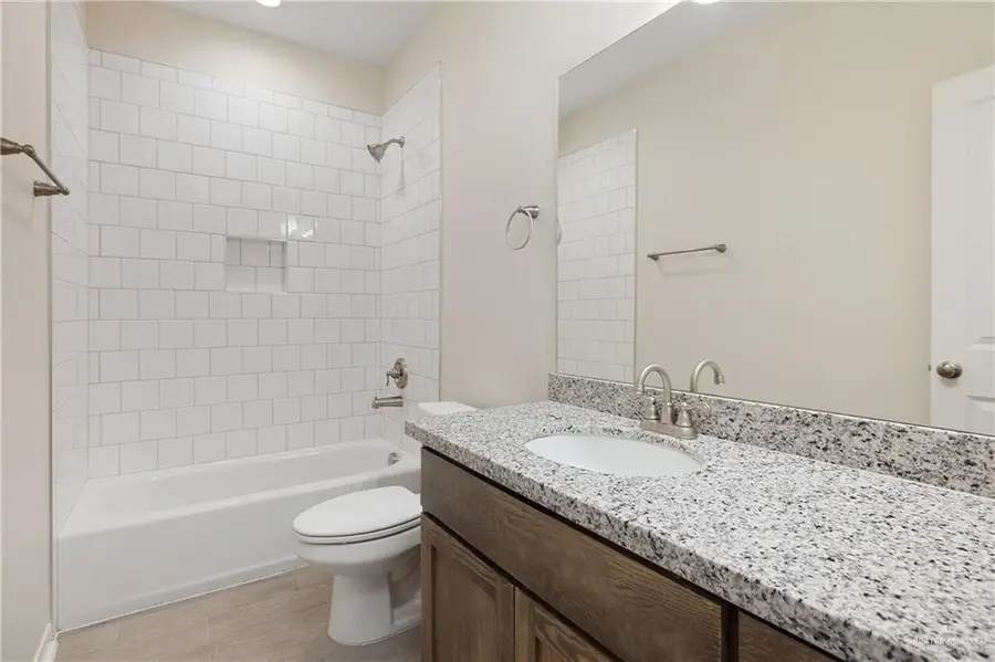 1806 E Bella Street, Edinburg, TX 78542 - #3