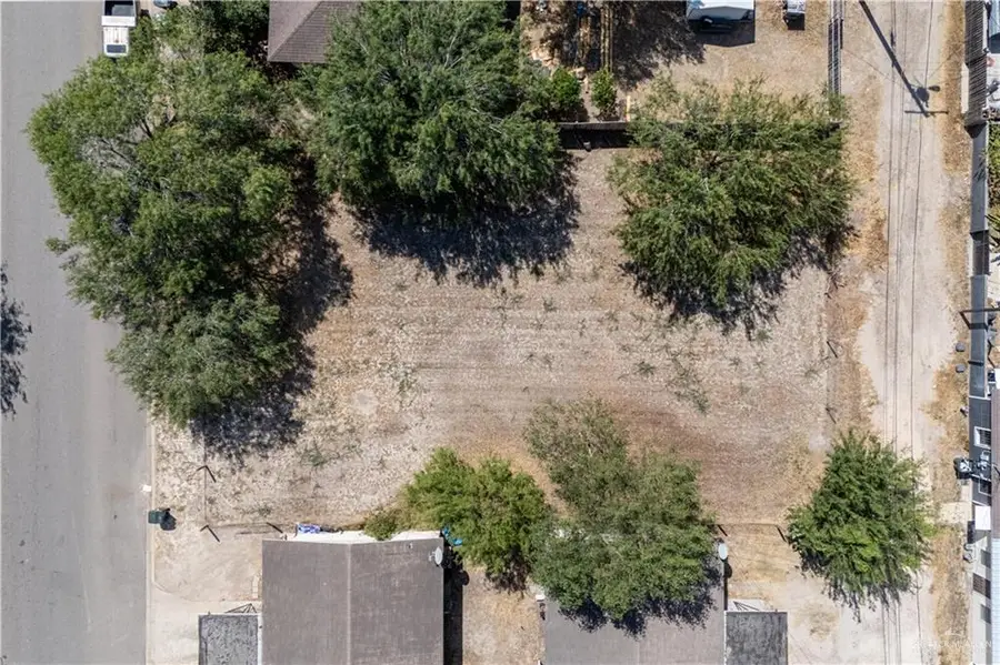 208 W Primrose Avenue, La Feria, TX 78559 - #3
