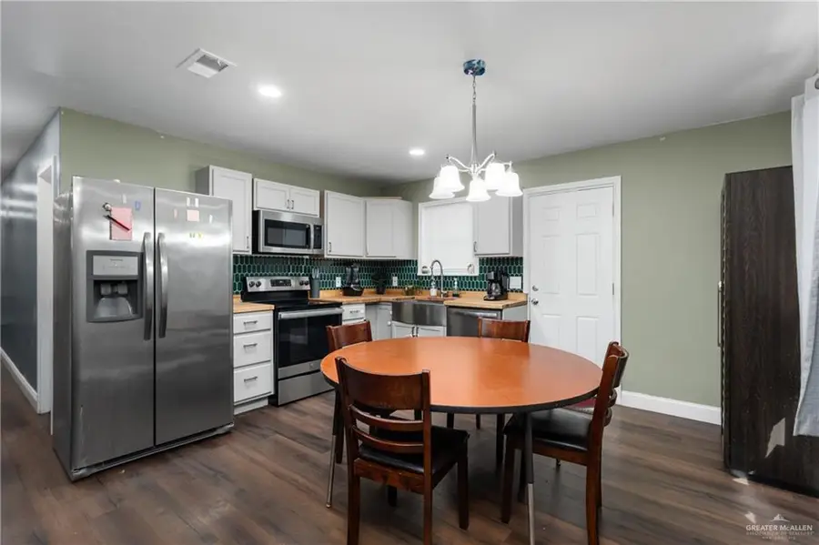 206 W Salazar Street, San Juan, TX 78589 - #3