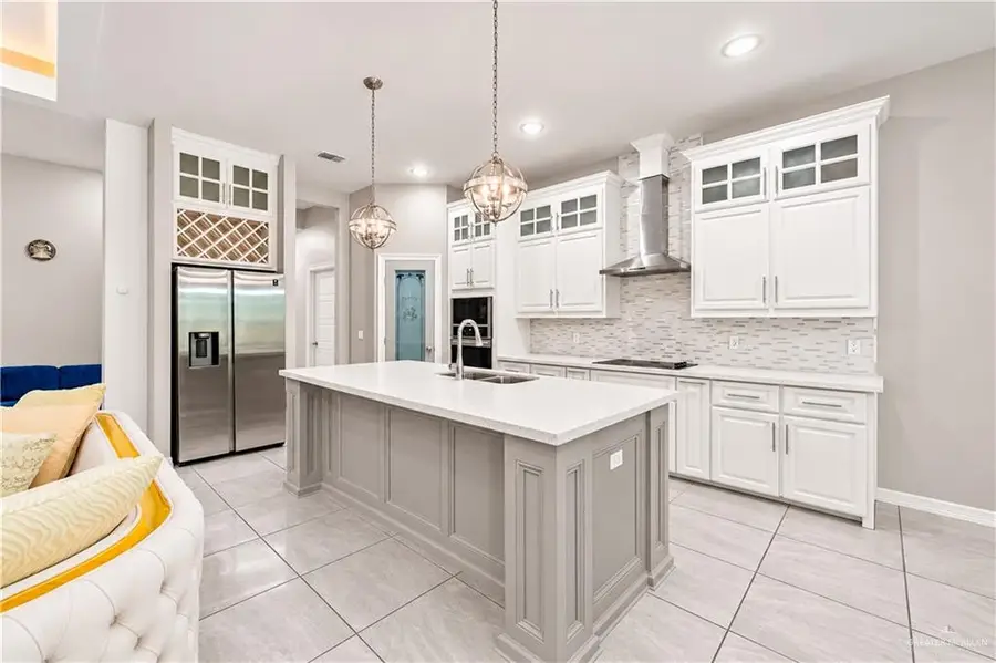 1809 Red River Avenue, Edinburg, TX 78539 - #3